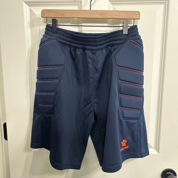 NWOT Kelme size L men’s navy padded goalkeeper shorts. - Picture 1 of 13